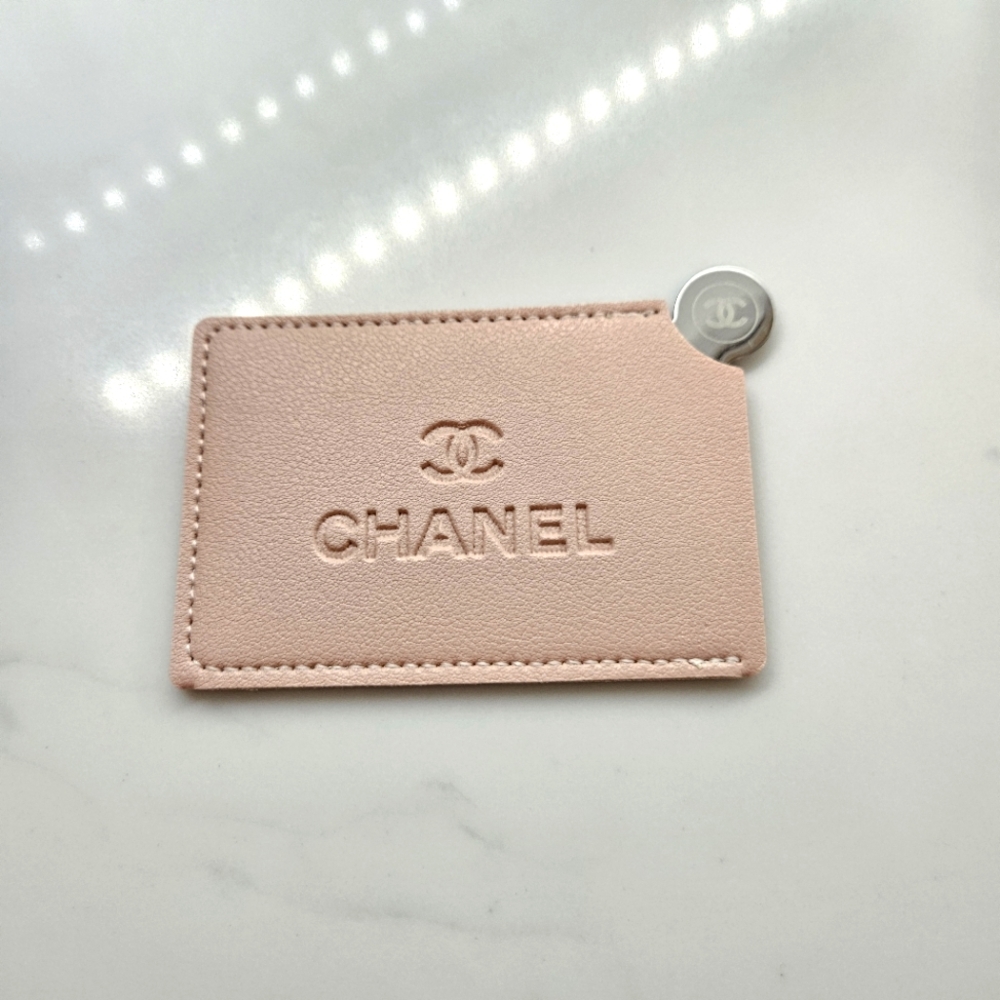 CC BEAUTY Pink Compact Mirror